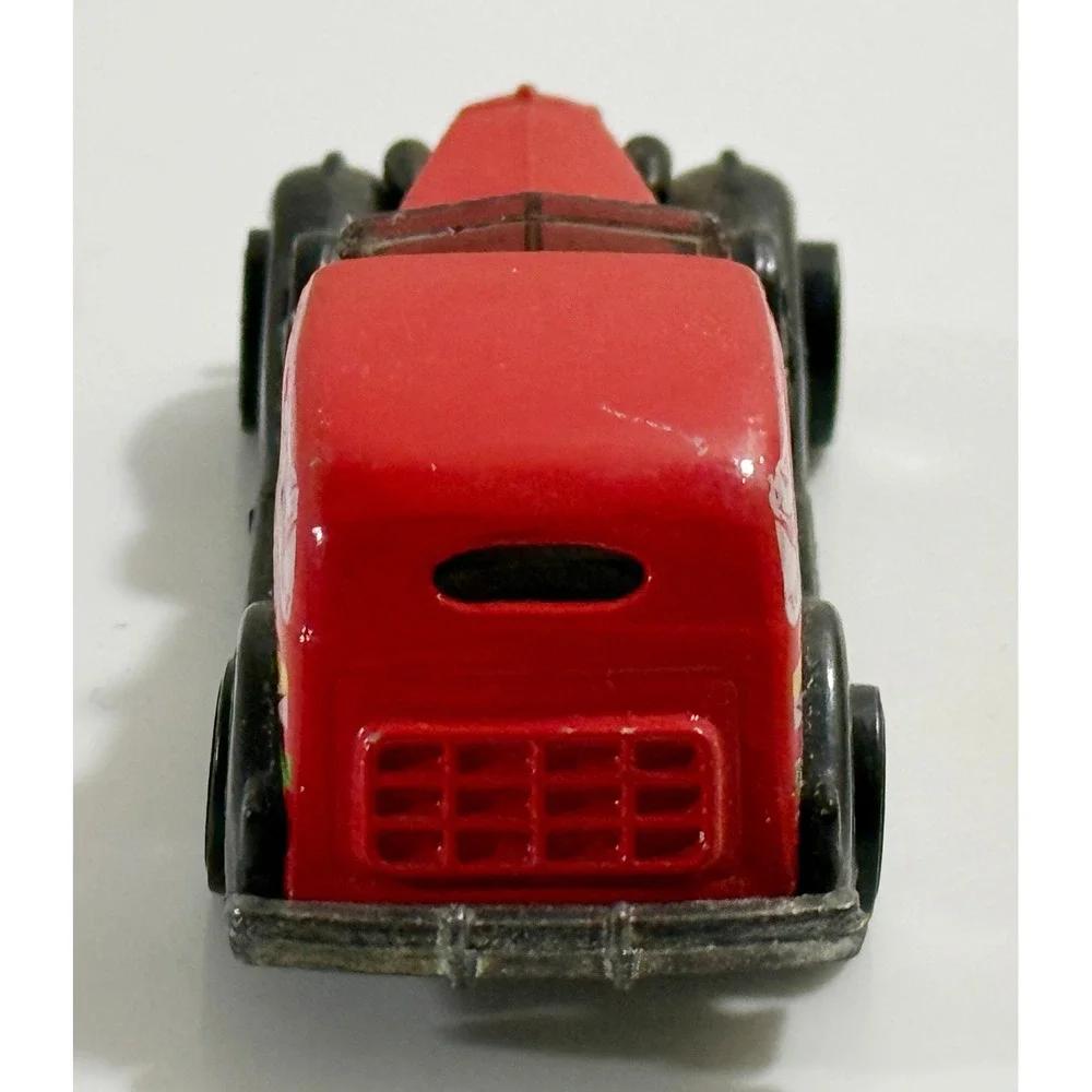 Hot Wheels Jammin Tours Toy Car Kids 1:64 Red Black Vintage 1981 Mattel Malaysia